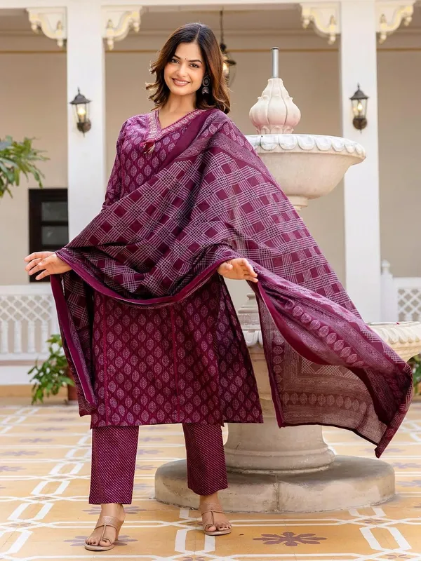 Printed_V_Neck_Kurta_With_Trousers_And_Dupatta_Set
