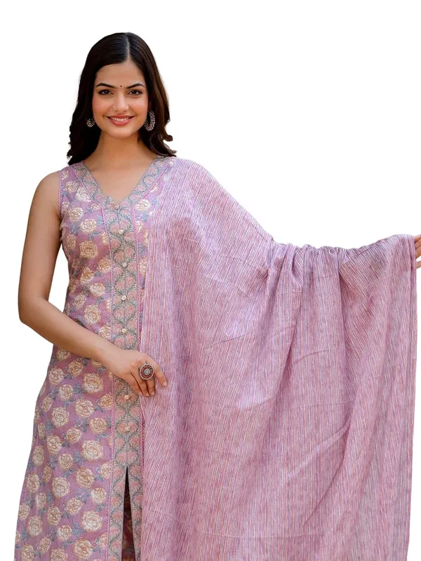 Womens_Cotton_Sleeveless_Kurta_Set_With_Pyjama_And_Dupatta