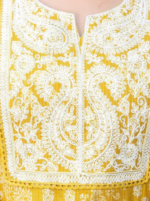 Cotton_Anarkali_Kurta_Set_With_Dupatta
