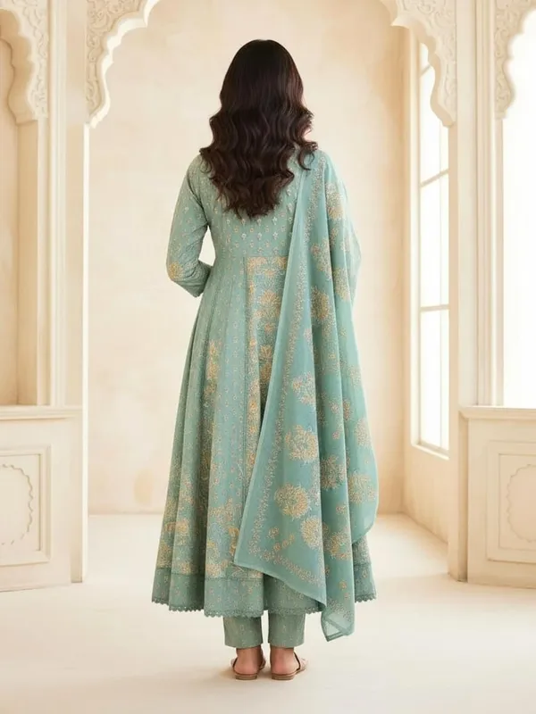 Cotton_Anarkali_Kurta_Set_With_Dupatta