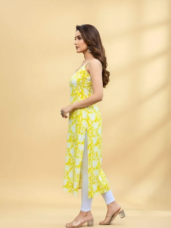 Cotton_Sleeveless_Kurta_With_Tie_Up_Straps