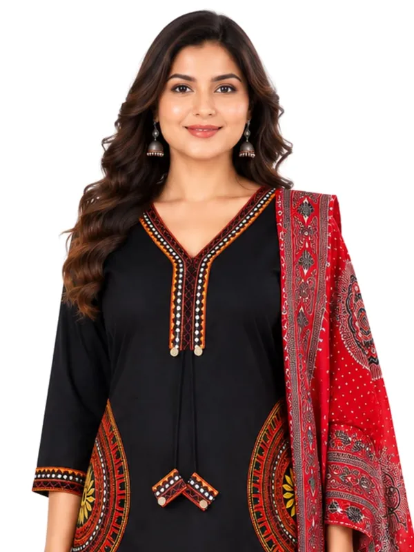 Cotton_Anarkali_Kurta_Set_With_Dupatta