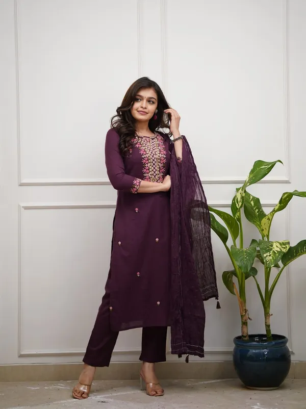 Purple_Pure_Cotton_Embroidered_Kurta_Set_For_Women
