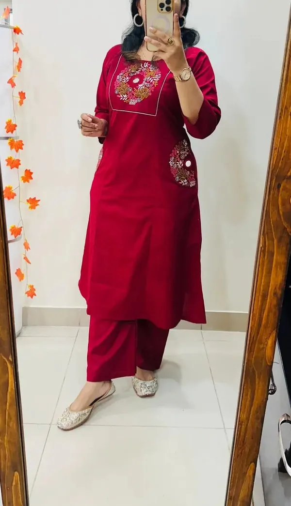 Red_Cotton_Flex_Embroidered_Straight_Kurta_Set_For_Women