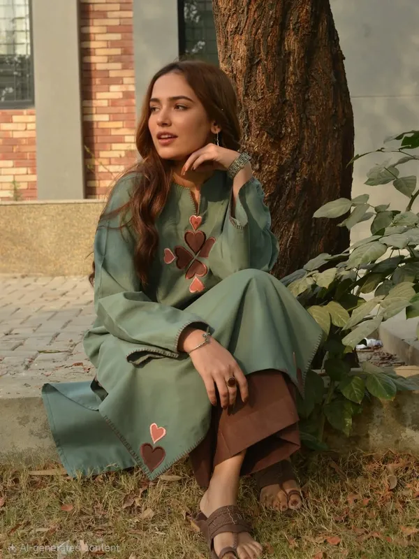 Green_Cotton_Relaxed_Kurta_Set_For_Women