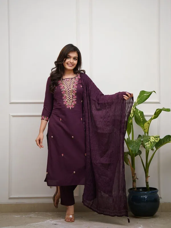 Purple_Pure_Cotton_Embroidered_Kurta_Set_For_Women