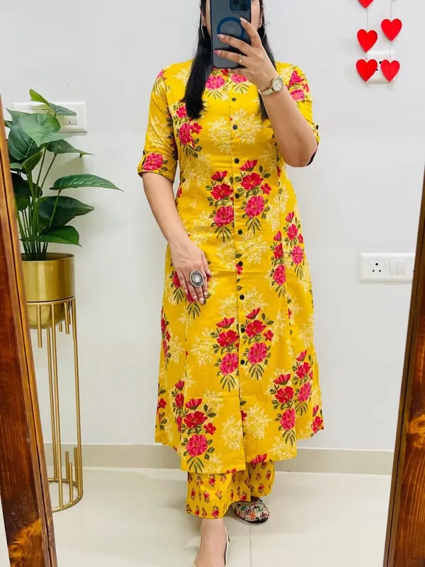 Yellow_Cotton_Floral_Print_Kurta_Set_For_Women