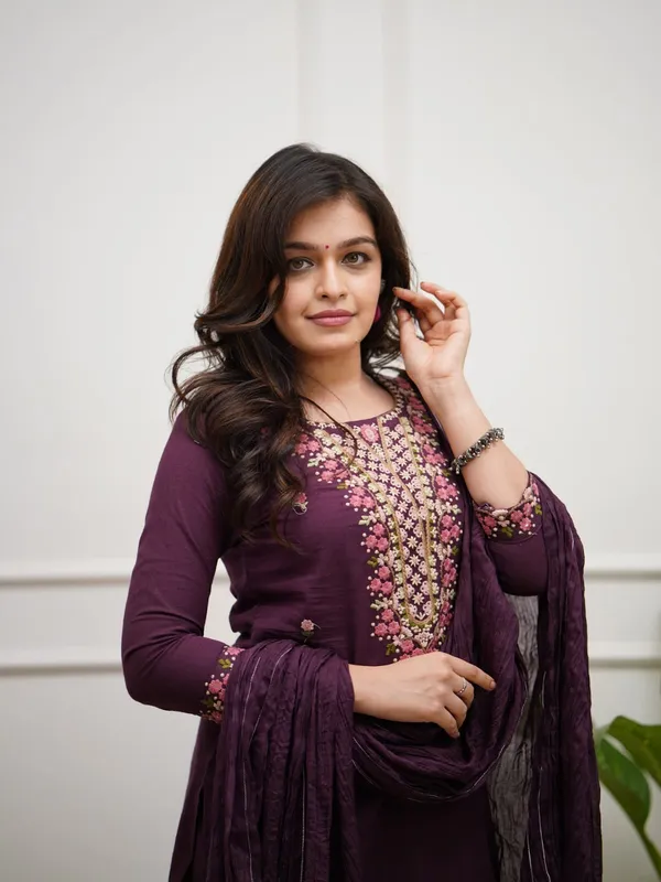 Purple_Pure_Cotton_Embroidered_Kurta_Set_For_Women