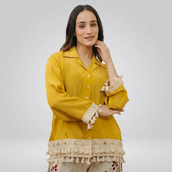 Yellow_Cotton_Lace_Cuff_Straight_Shirt_For_Women