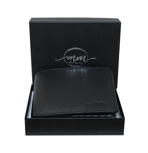 Black_Leather_Bifold_Wallet_For_Men
