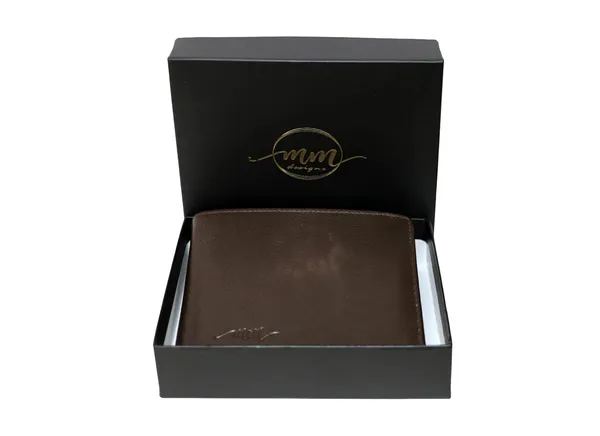 Brown_Leather_Bi-Fold_Wallet_For_Men