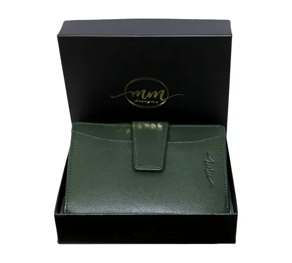 Dark_Green_Leather_Bifold_Wallet_For_Women