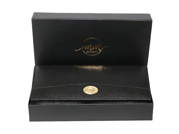 Black_Leather_Clutch_Wallet_For_Women