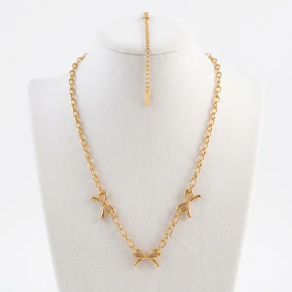 Gold_Chain_Pendant