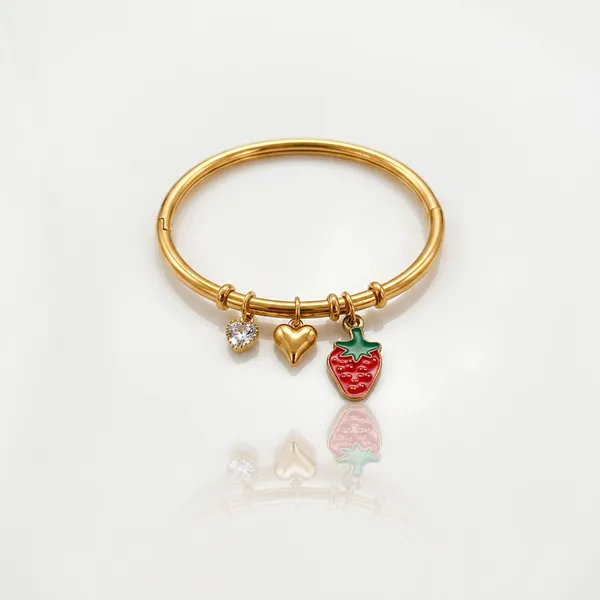 Gold_slim_bangle_-_Slim_bangle_-_Strawberry+heart+crystal_drop_charms