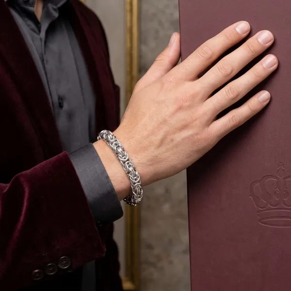 Silver_Plated_Metal_Premium_Bracelet_For_Men