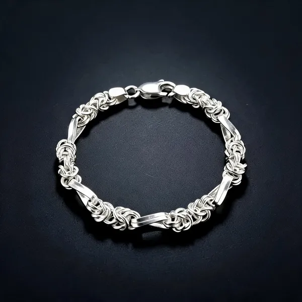 Silver_Plated_Metal_Premium_Bracelet_For_Men