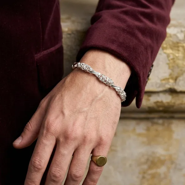 Silver_Plated_Metal_Premium_Bracelet_For_Men