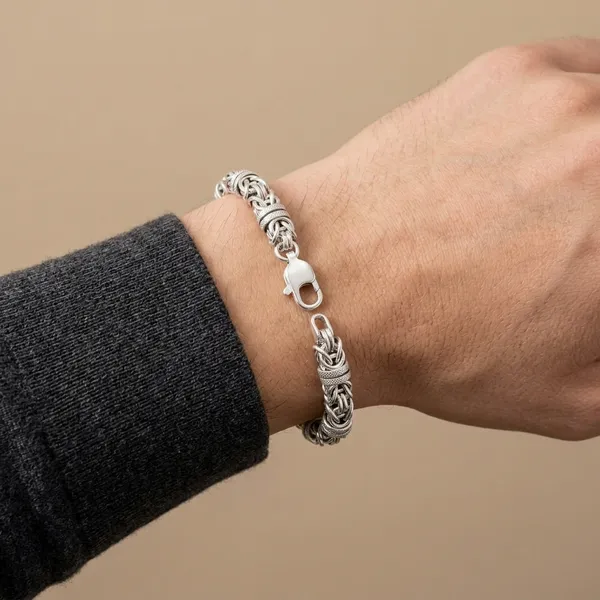 Silver_Plated_Metal_Premium_Bracelet_For_Men