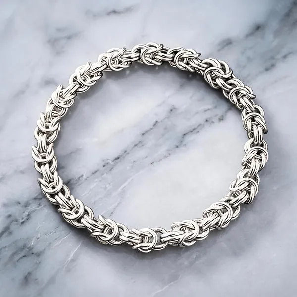 Silver_Plated_Metal_Premium_Bracelet_For_Men