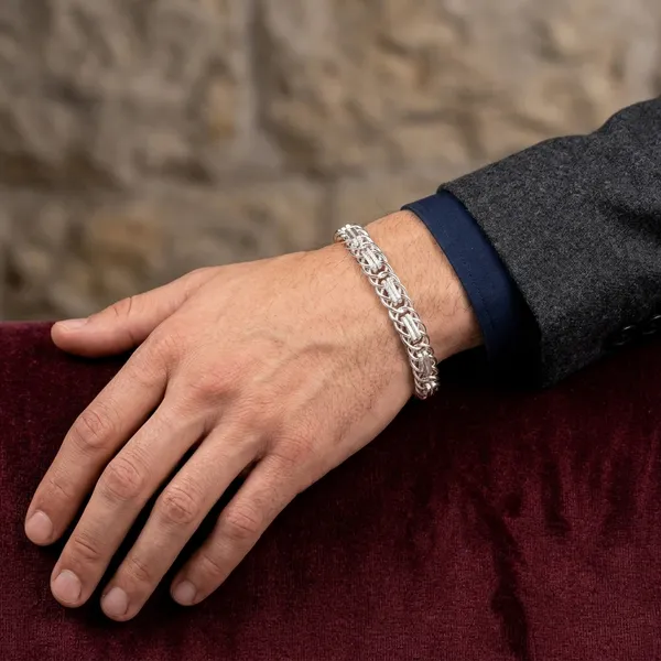 Silver_Plated_Metal_Premium_Bracelet_For_Men