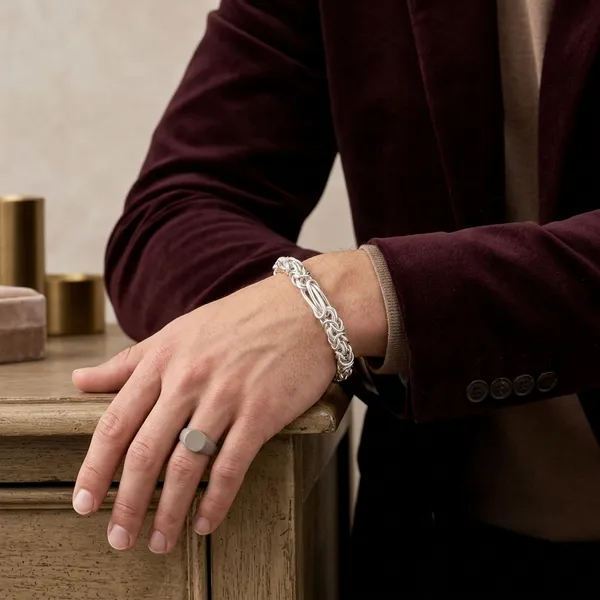 Silver_Plated_Metal_Premium_Bracelet_For_Men