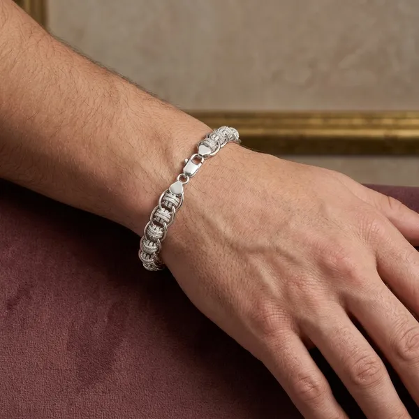 Silver_Plated_Metal_Premium_Bracelet_For_Men