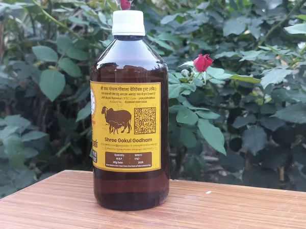 Shree_Gokulamrut_Gomutra_Ark_Pure_Distilled_Cow_Urine_(_Pack_Of_2_)