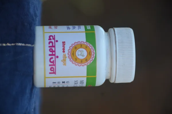 Shree_Gokul_Dantmanjan_Neem_Clove_Ayurvedic_Tooth_Powder_(_Pack_Of_6_)