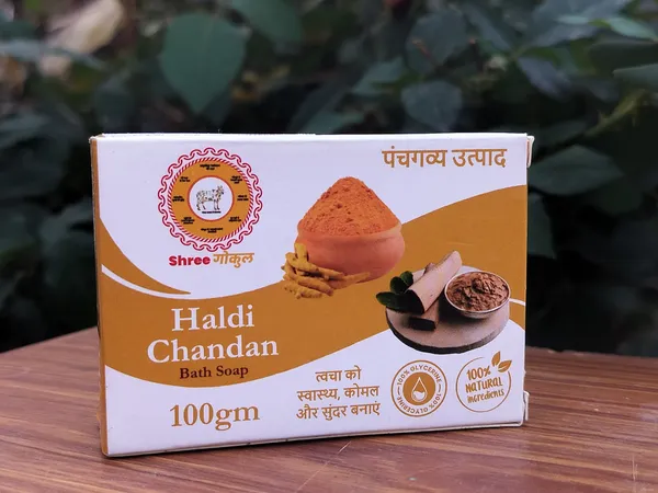 Shree_Gokul_Haldi_Chandan_Turmeric_Sandalwood_Bath_Soap_(_Pack_Of_6_)