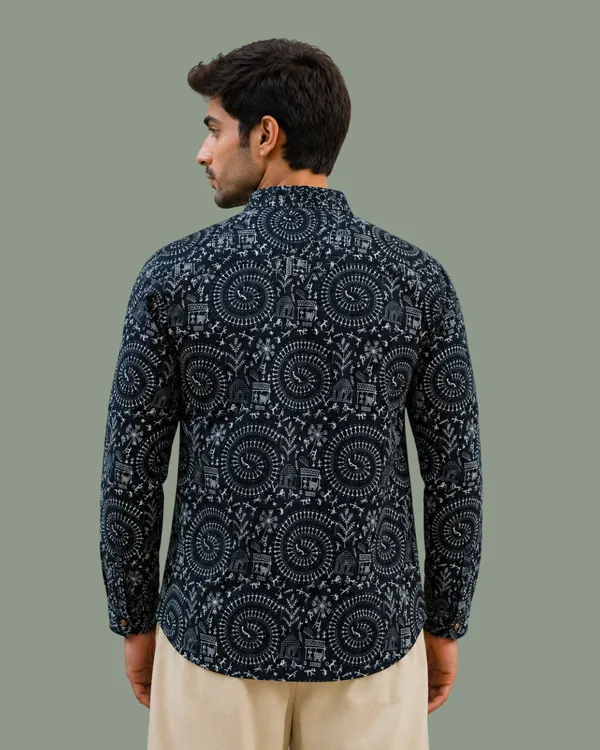 Navy_Blue_Cotton_Regular_Fit_Geometric_Print_Shirt_For_Men