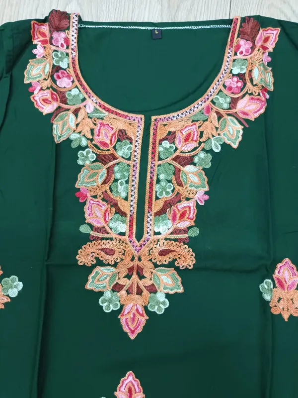 Green_Viscose_Cotton_Straight_Floral_Embroidered_Kurti_Pant_Set_For_Women