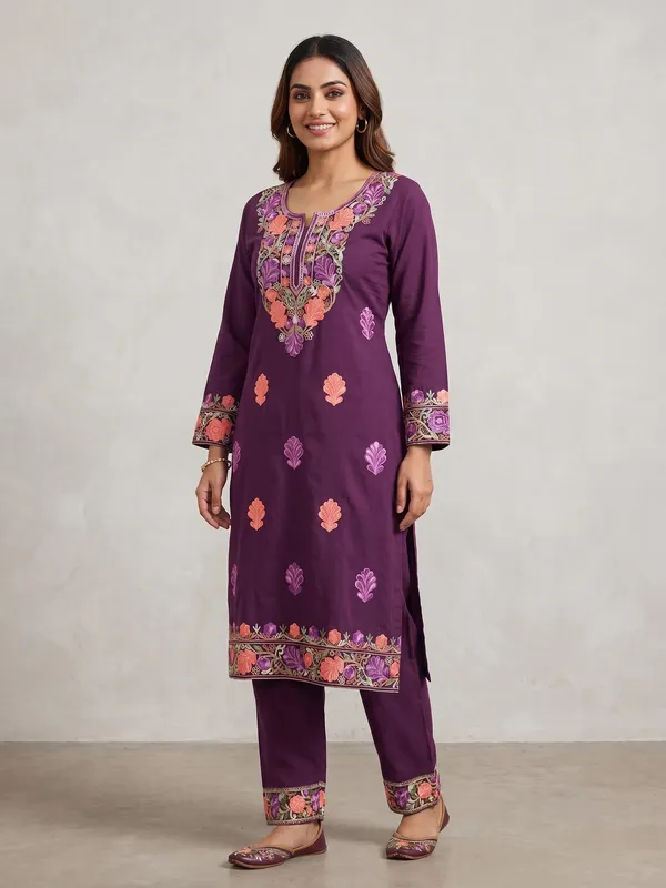 Purple_Viscose_Cotton_Straight_Embroidered_Kurti_Pant_Set_For_Women