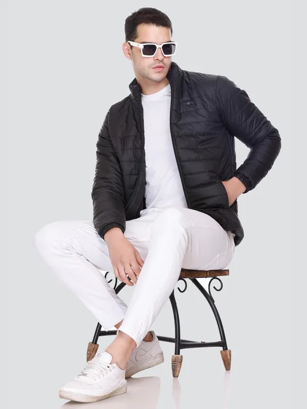Black_Premium_Polyester_Puffer_Jacket_For_Men