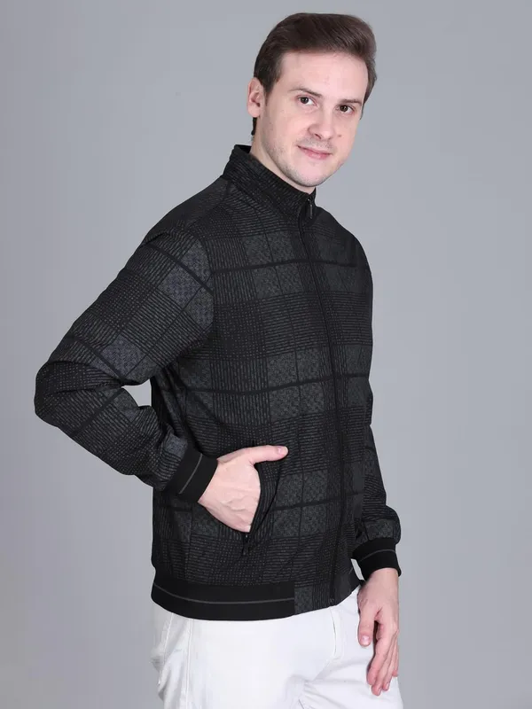 Black_Premium_Polyester_Winter_Jacket_For_Men