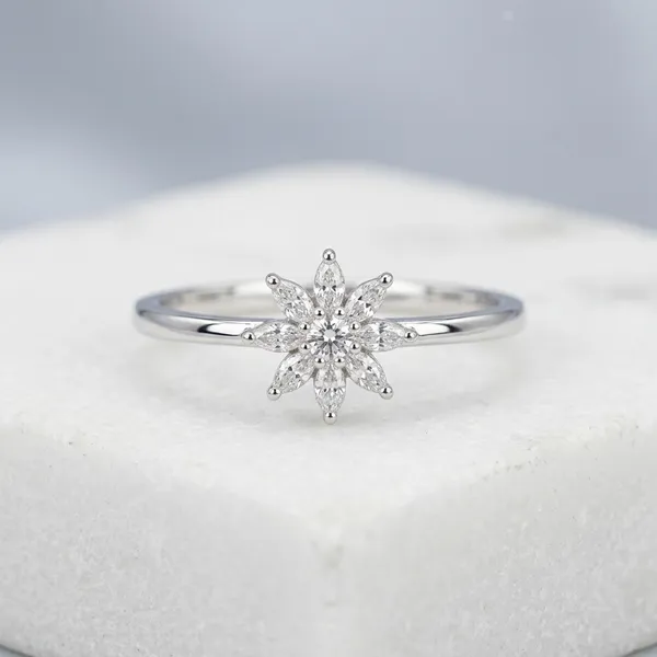 925_Silver_Star_Shaped_Diamond_Ring_For_Women