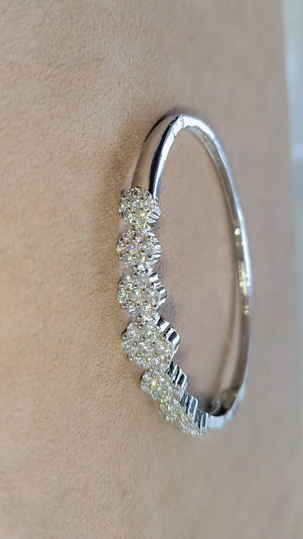 Silver_Metal_Alloy_Artificial_Bangles_For_Women