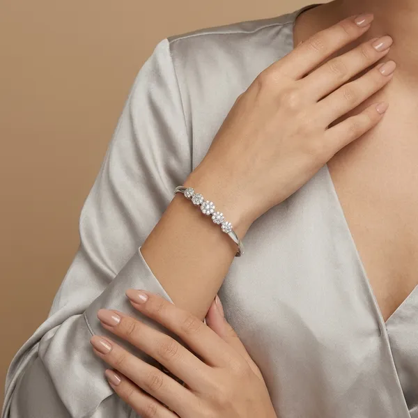 Silver_Metal_Alloy_Artificial_Bangles_For_Women
