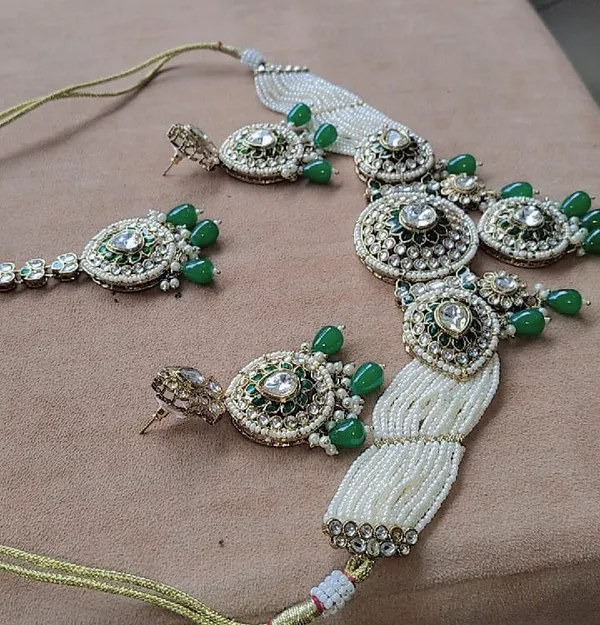 White_Green_Metal_Alloy_Artificial_Jewellery_For_Women