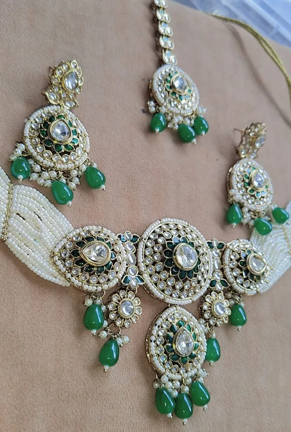 White_Green_Metal_Alloy_Artificial_Jewellery_For_Women