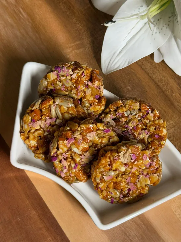 Kind_Almond_Rose_Brittle