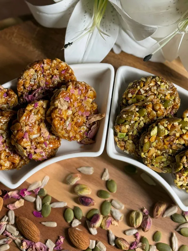 Kynd_Bites_Pumpkin_Seed_Pistachio_And_Almond_Rose_Brittle_Pack_Of_2