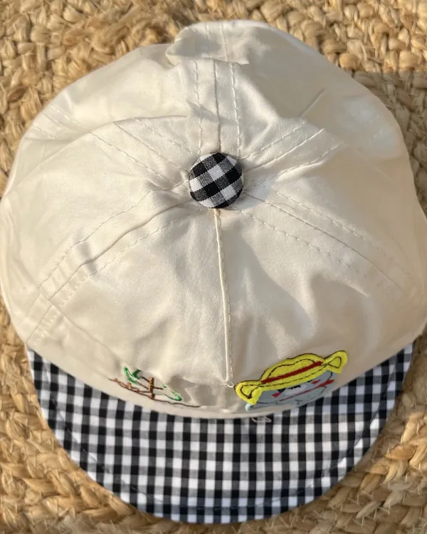 Cubby_Bear_Summer_Checks_Newborn_Cap_Black_Vanilla_Cream