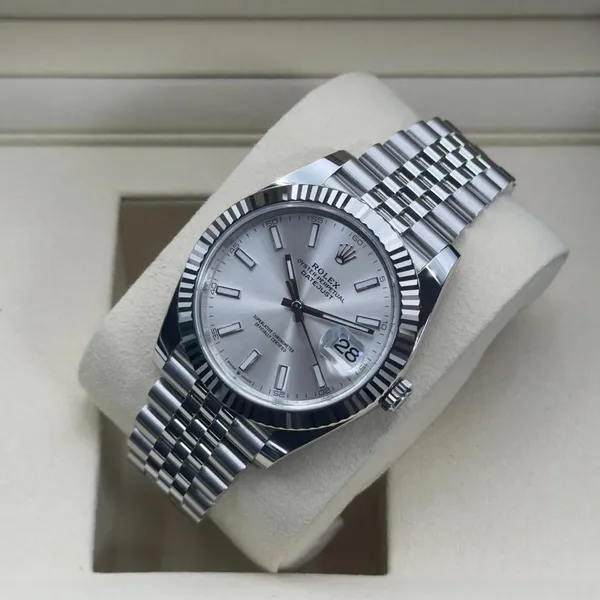 SILVER_ROLEX_FOR_MEN