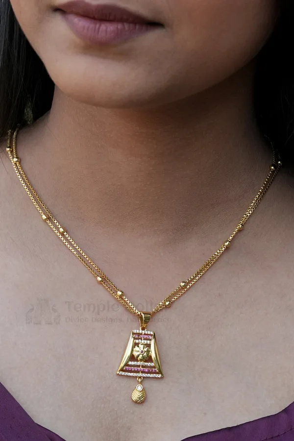 Pendant_Chain_For_Women_Temple_Ad_Diamond_Daily_Wear_Necklace