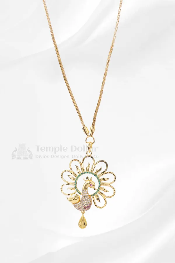 Peacock_Motif_Pendant_With_Square_Mesh_Chain