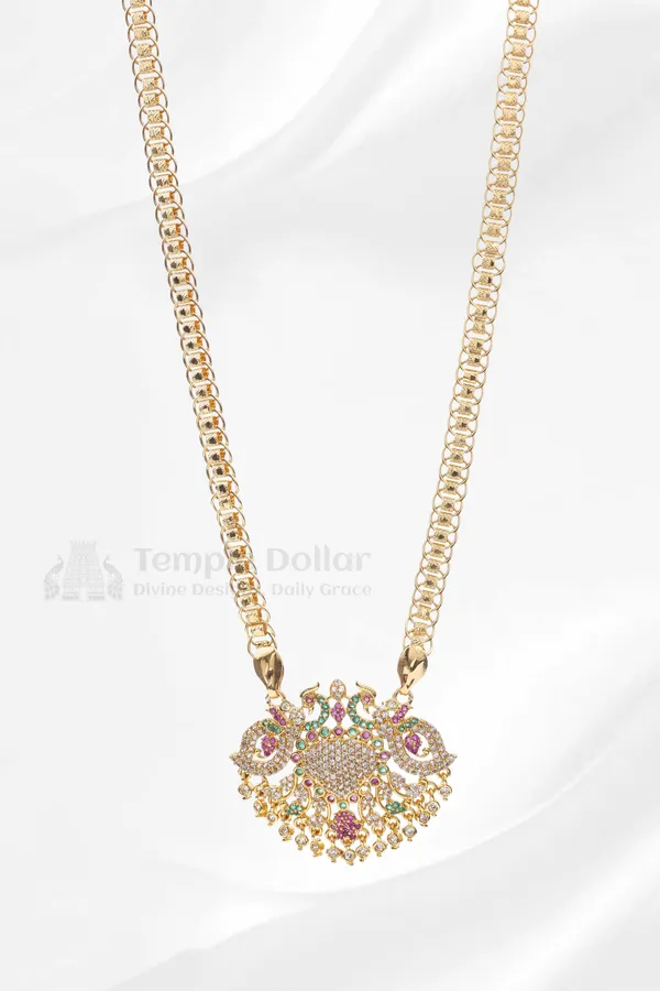 Grand_Traditional_Motif_Pendant_With_Indo_Italian_Box_Chain
