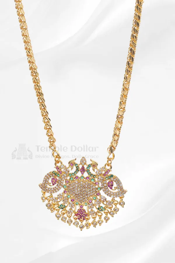 Grand_Traditional_Motif_Pendant_With_Designer_V_Link_Chain