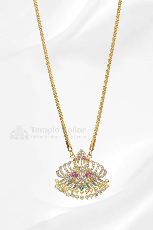 Twin_Peacock_Pendant_With_Square_Mesh_Chain