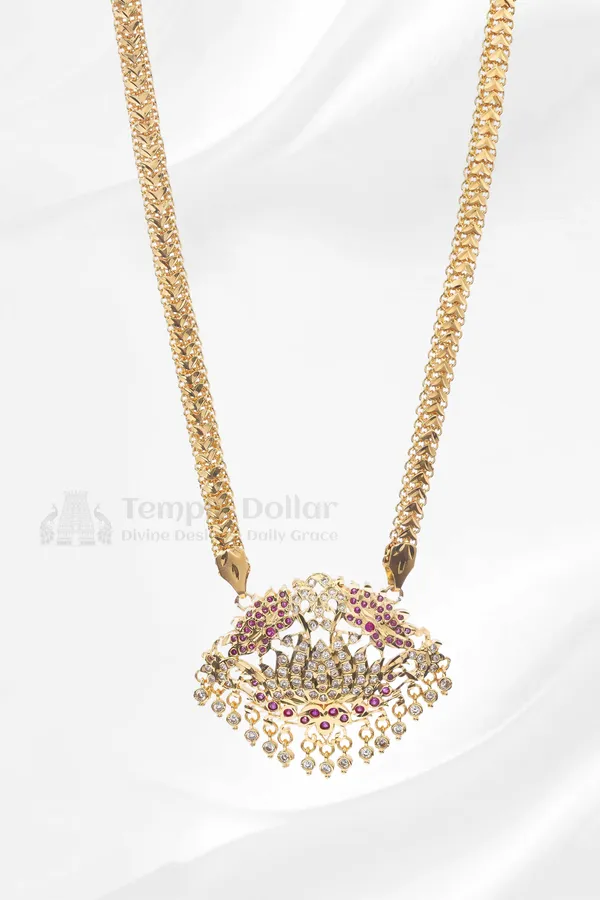 Lotus_Flower_Pendant_With_Twisted_Rope_Chain